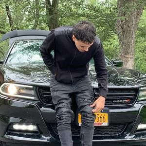 Meet your Posher, Amar